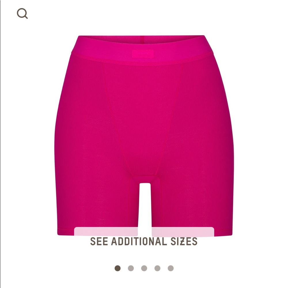 S/O SKIMS Cotton Rib Boxer in Raspberry, Medium